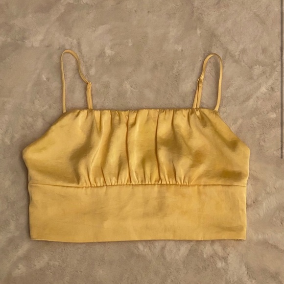 Aritzia Wilfred Sonnet Camisole Crop Top in Yellow - Picture 2 of 3